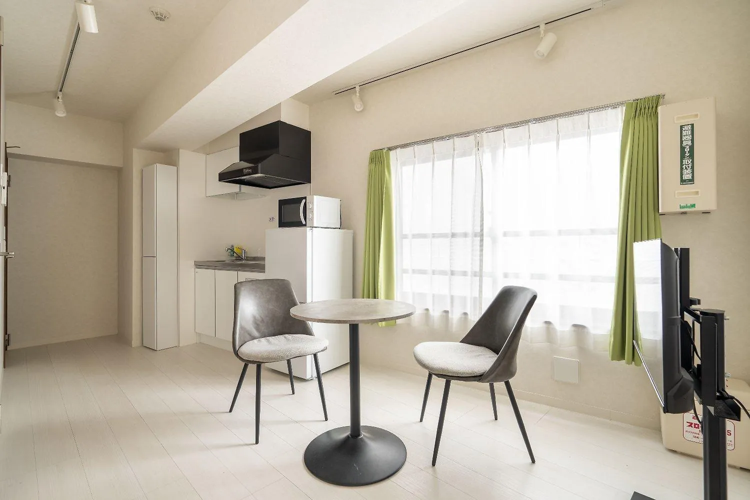 東京都Laurea Tower Ikebukuroアパートメント